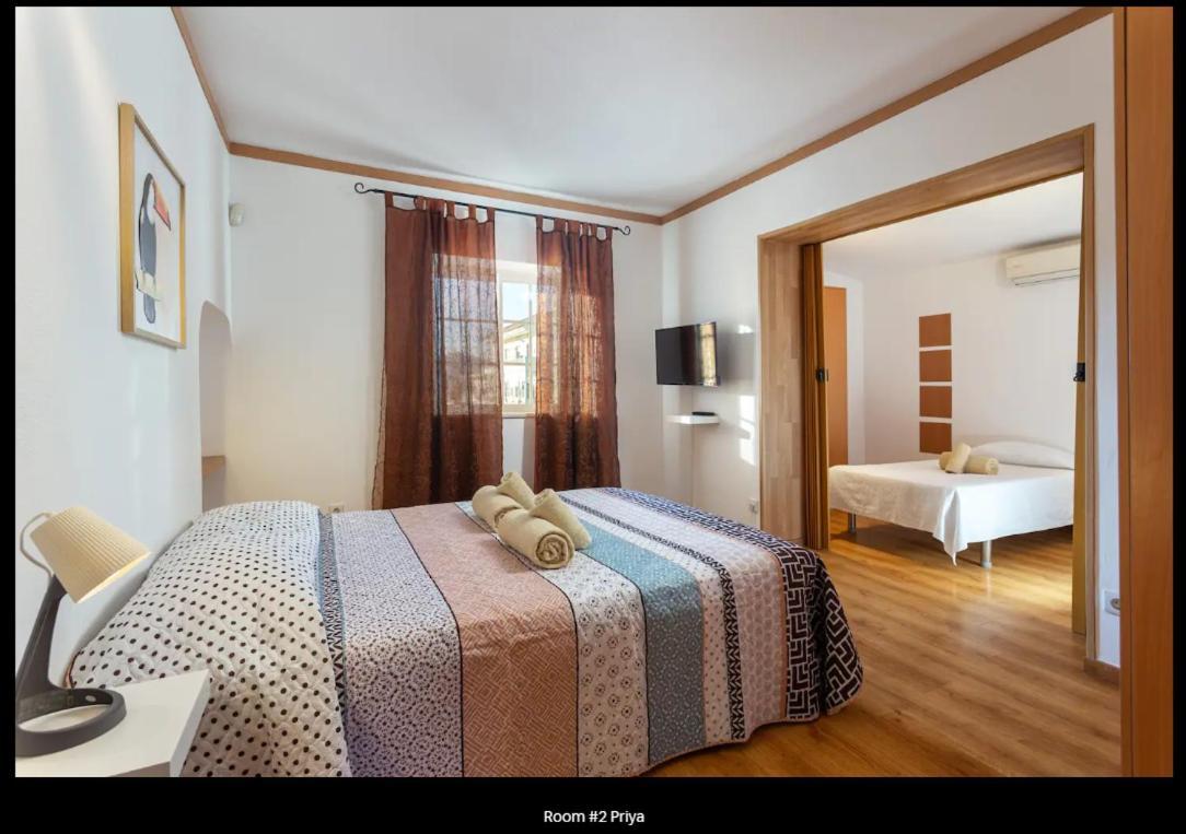 Blife Moustachya Private Rooms Distretto di Distretto di Faro Esterno foto