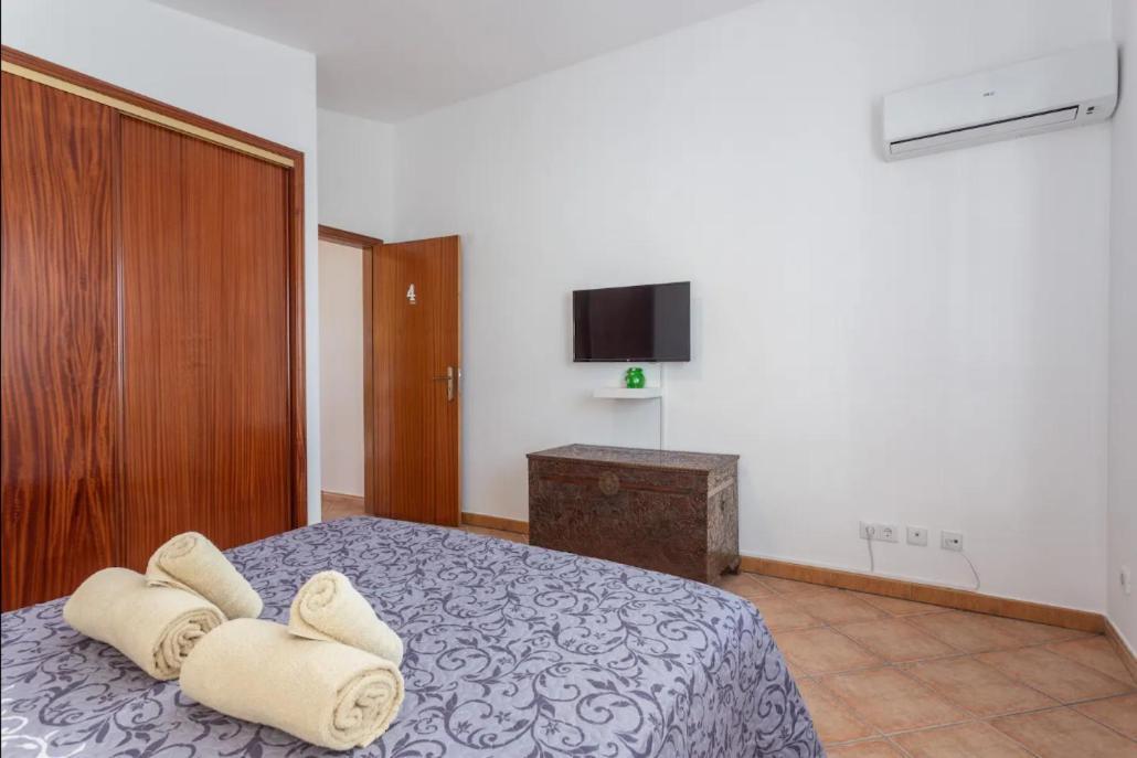 Blife Moustachya Private Rooms Distretto di Distretto di Faro Esterno foto